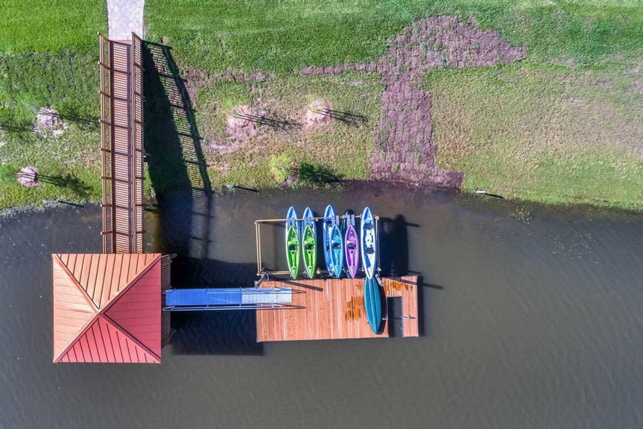 A - New 4 Bedroom - 5 Miles To - Free Water Park - Private Pool Kissimmee