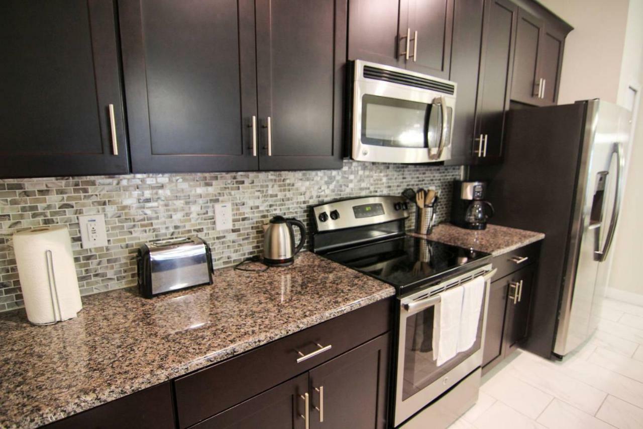 A - New 4 Bedroom - 5 Miles To - Free Water Park - Private Pool * Kissimmee